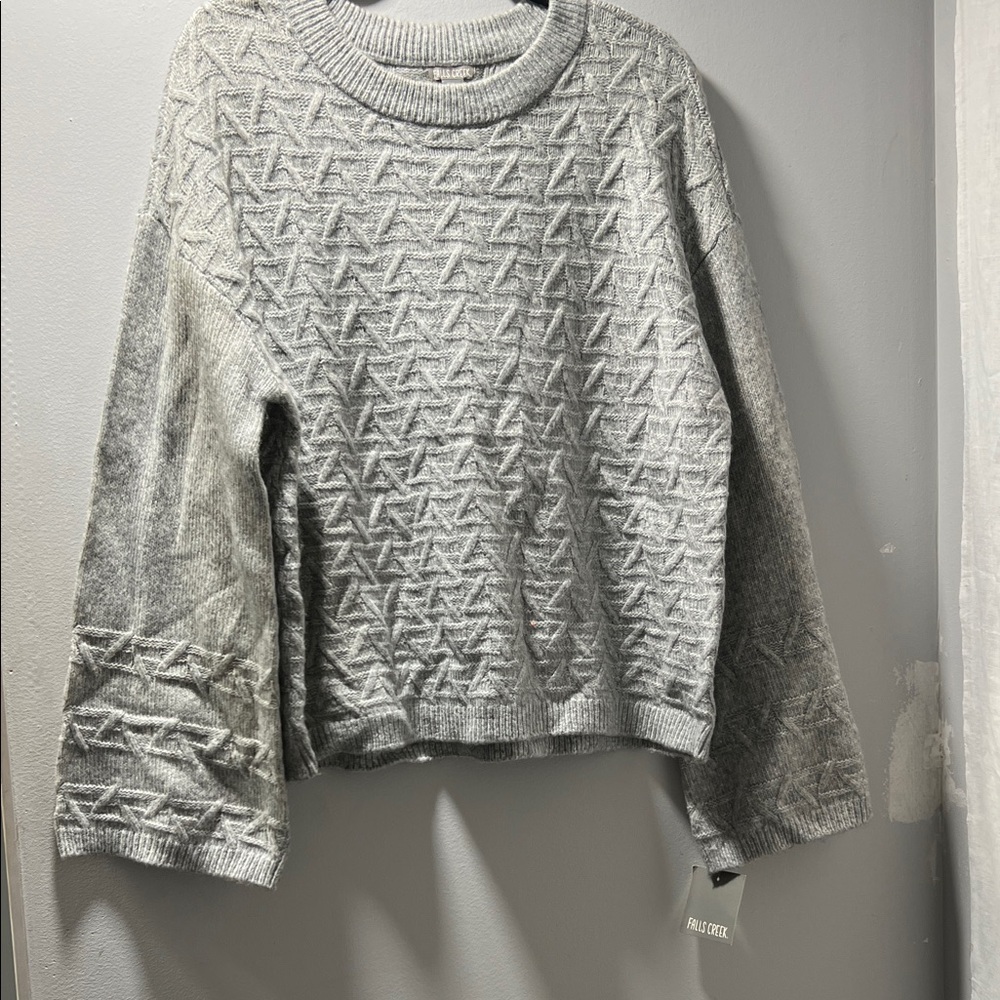 Falls Creek Light Gray Patterned Women's Sweater. CAJA # 3